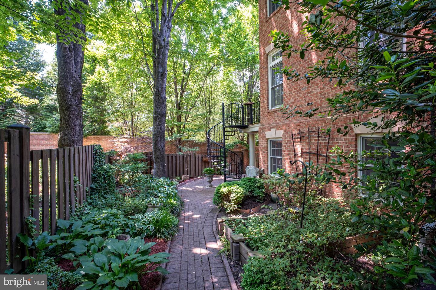 2026 Mayfair Mclean Ct Property Photo 64