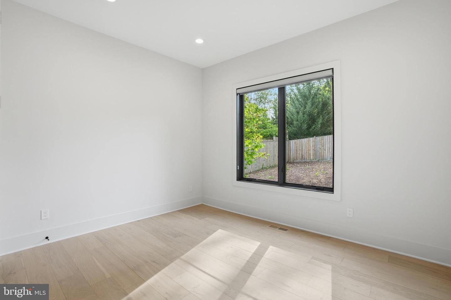 1608 Wrightson Dr Property Photo 100