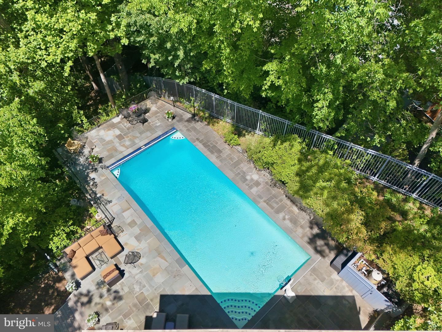 VAFX2312436 Property Photo 3