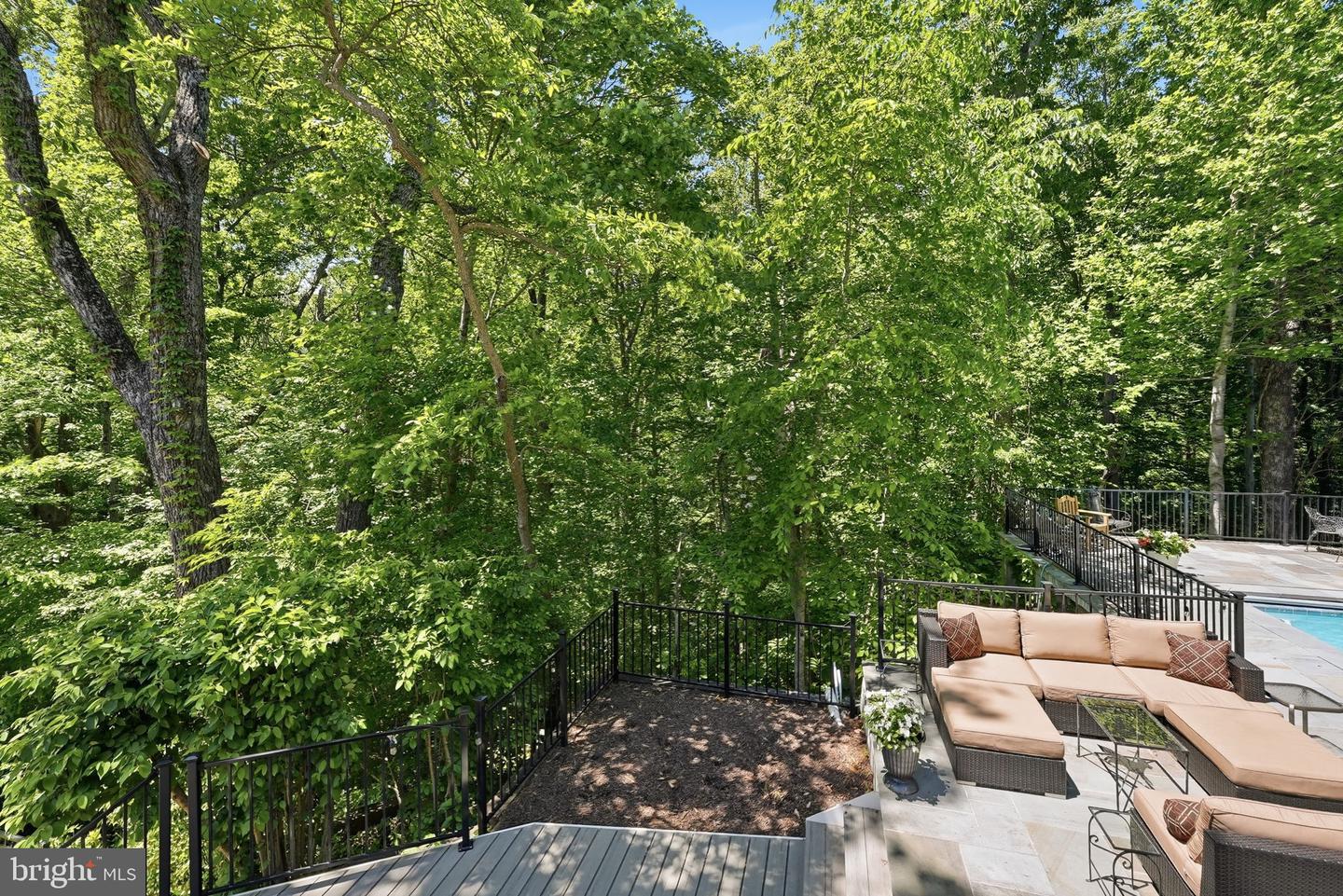 VAFX2312436 Property Photo 13