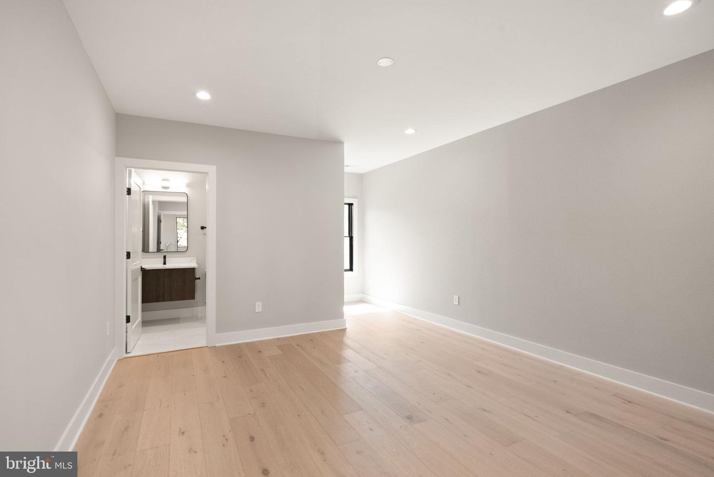 6329 Halsey Rd Property Photo 59
