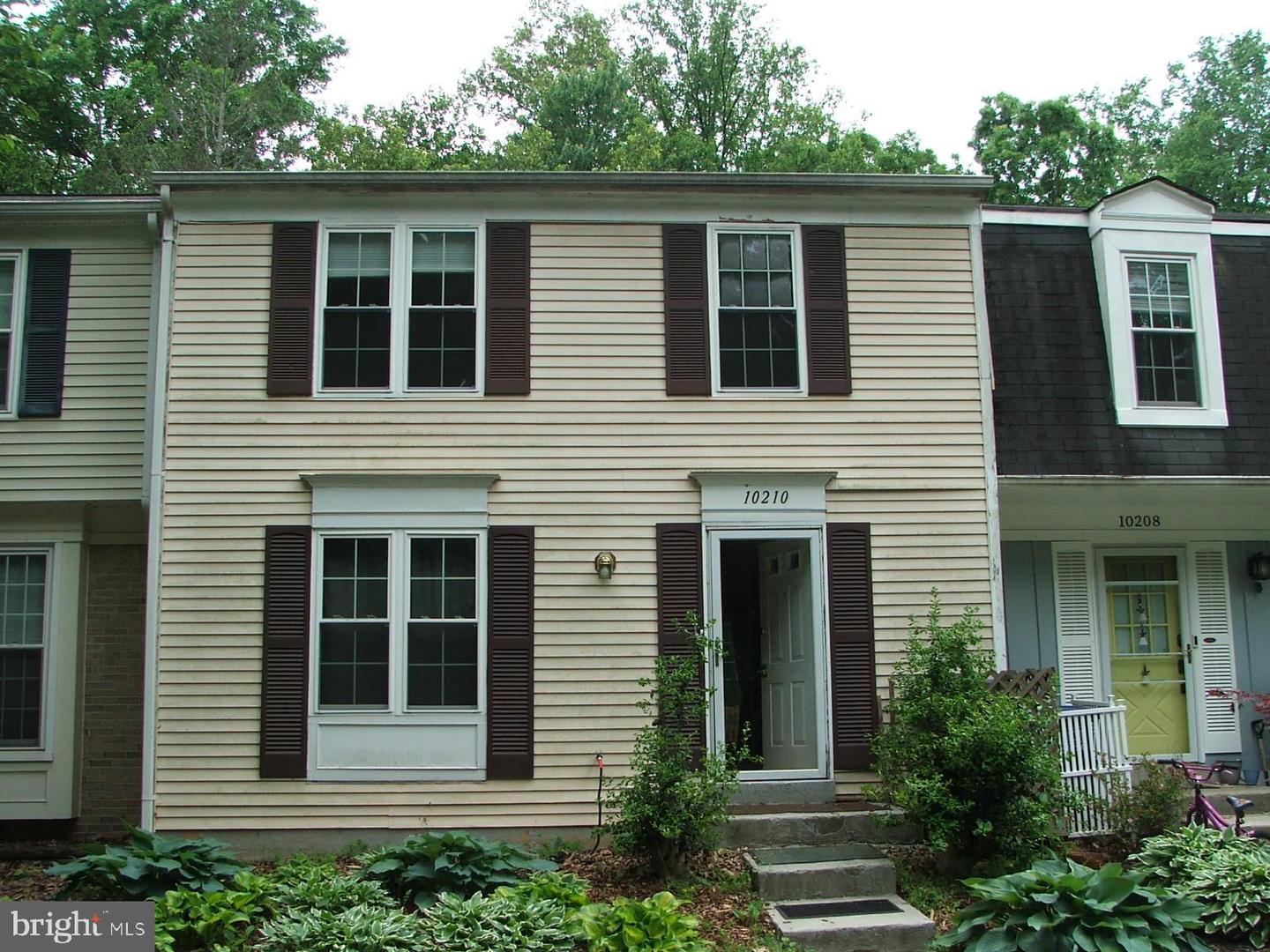 10210 SASSAFRAS WOODS CT Property Photo 1
