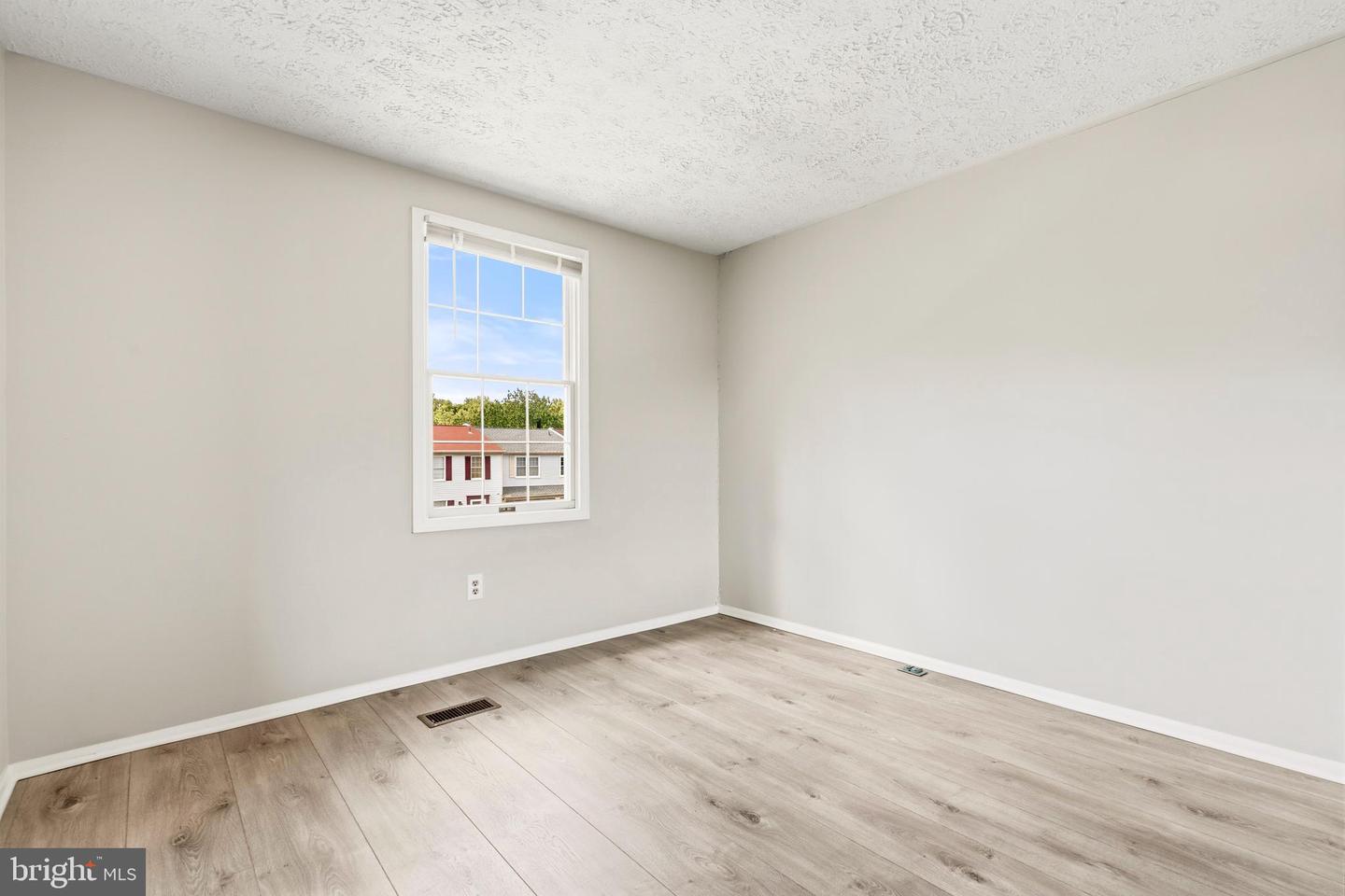4600 Brentleigh Ct Property Photo 17