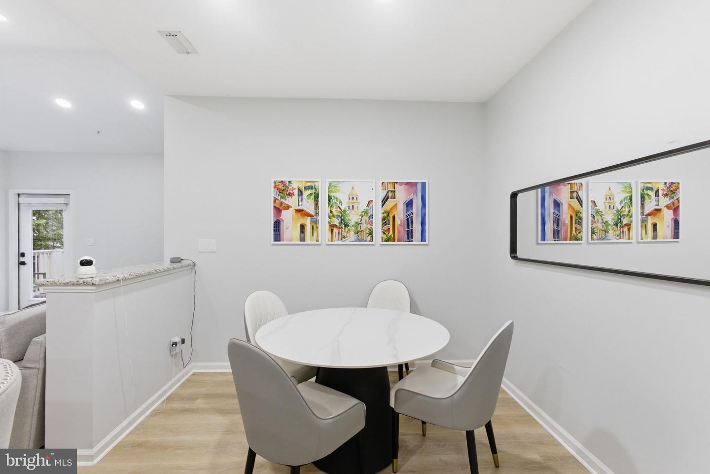 1700 Lake Shore Crest Dr #33 Property Photo 6