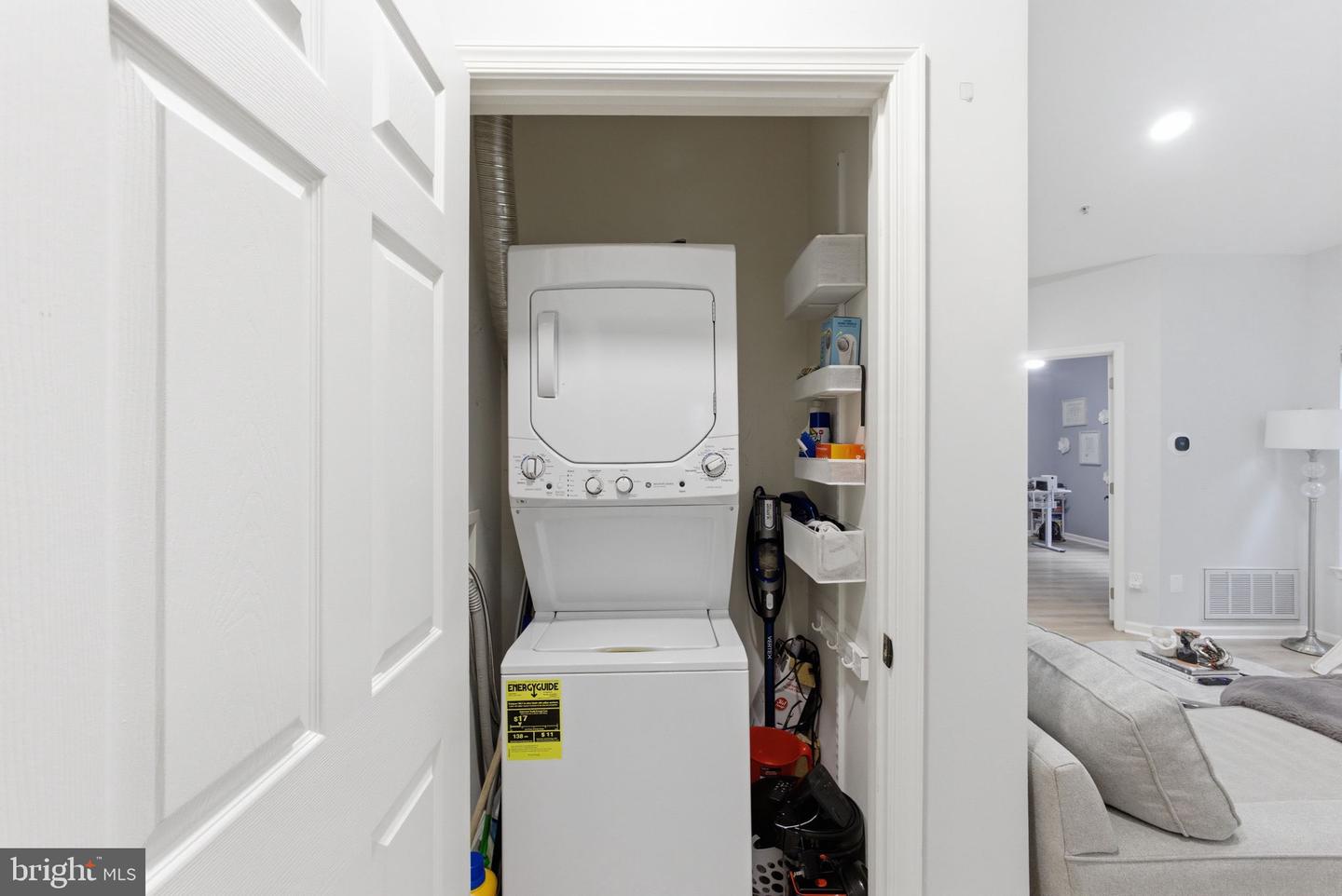 1700 Lake Shore Crest Dr #33 Property Photo 16