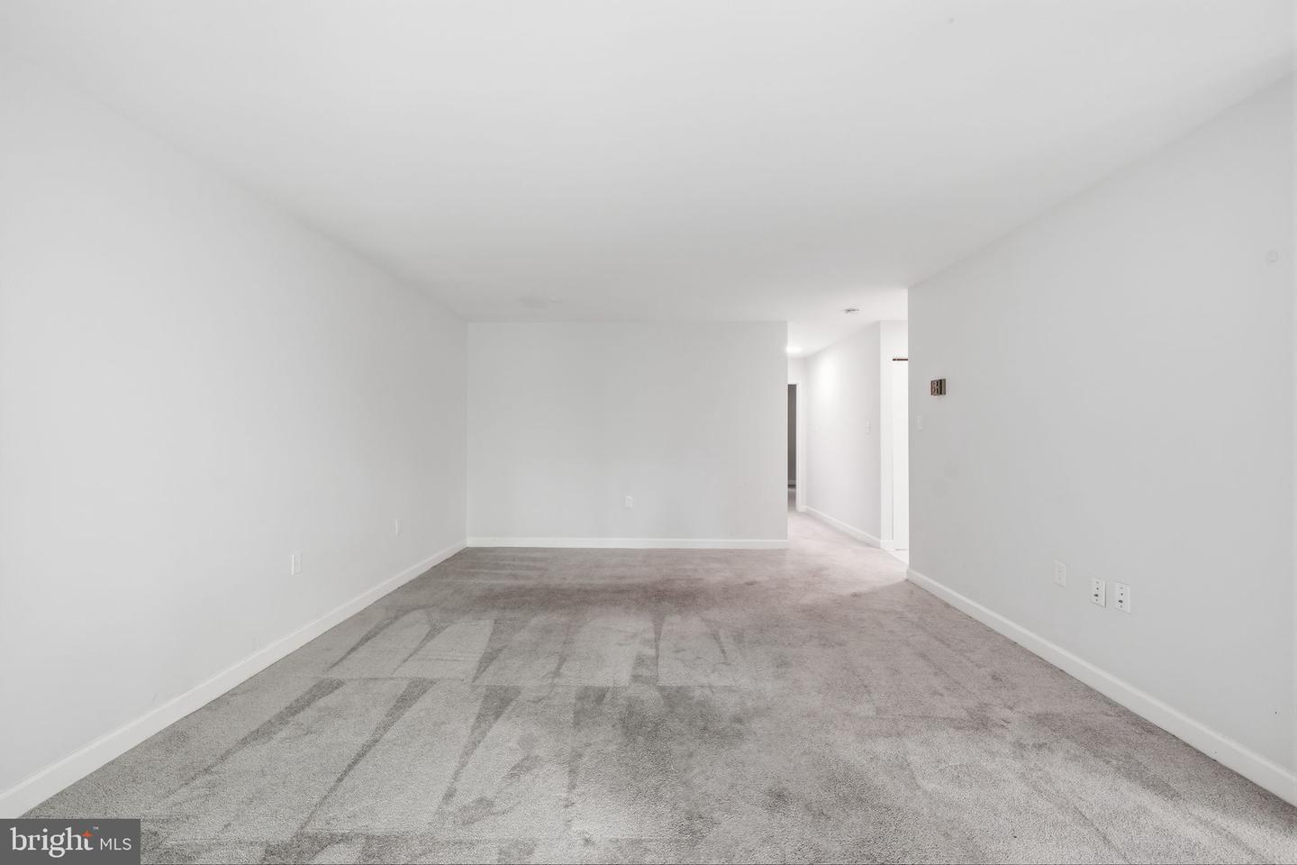 1558 Northgate Sq #32b Property Photo 14