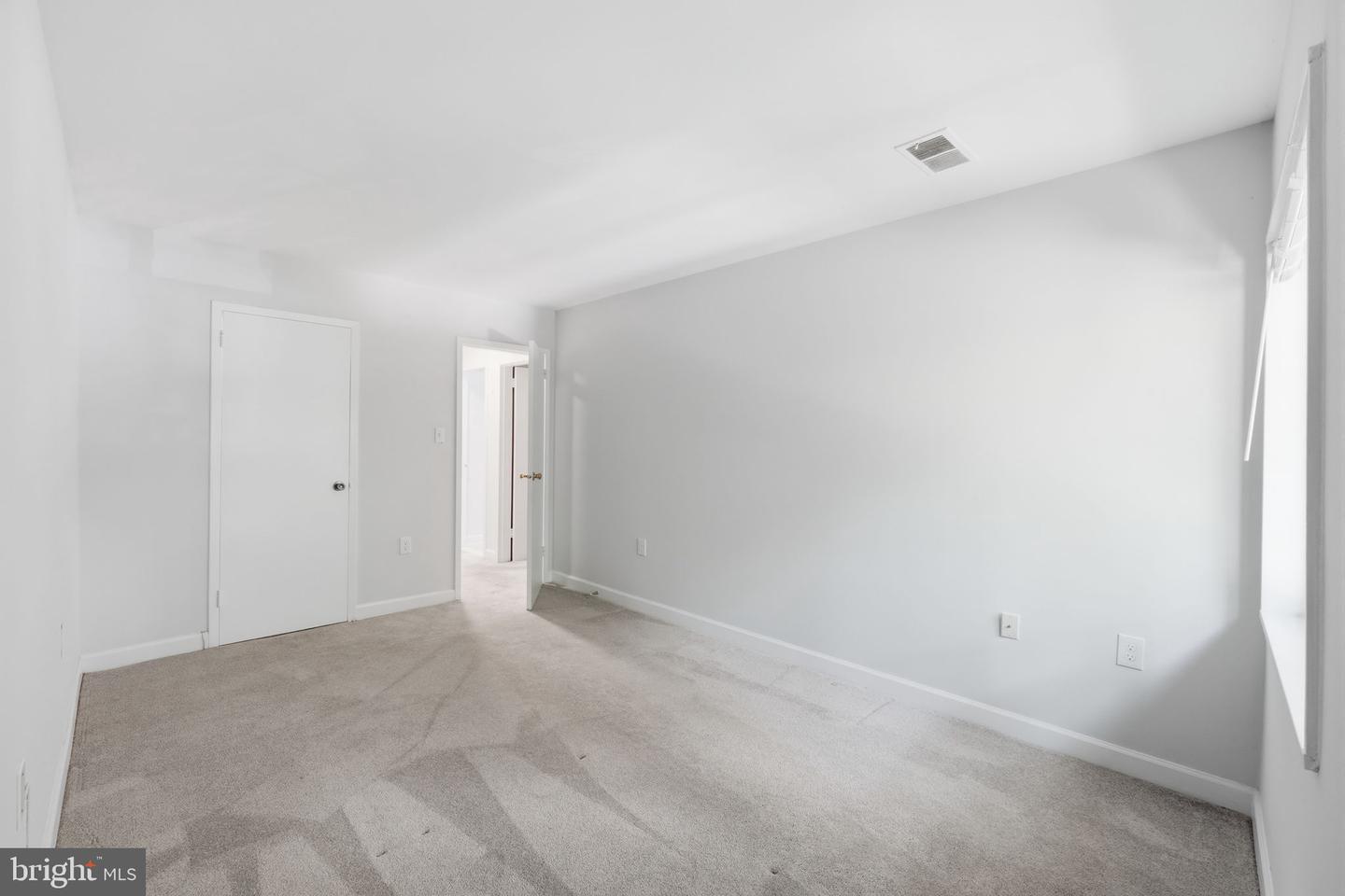 1558 Northgate Sq #32b Property Photo 18