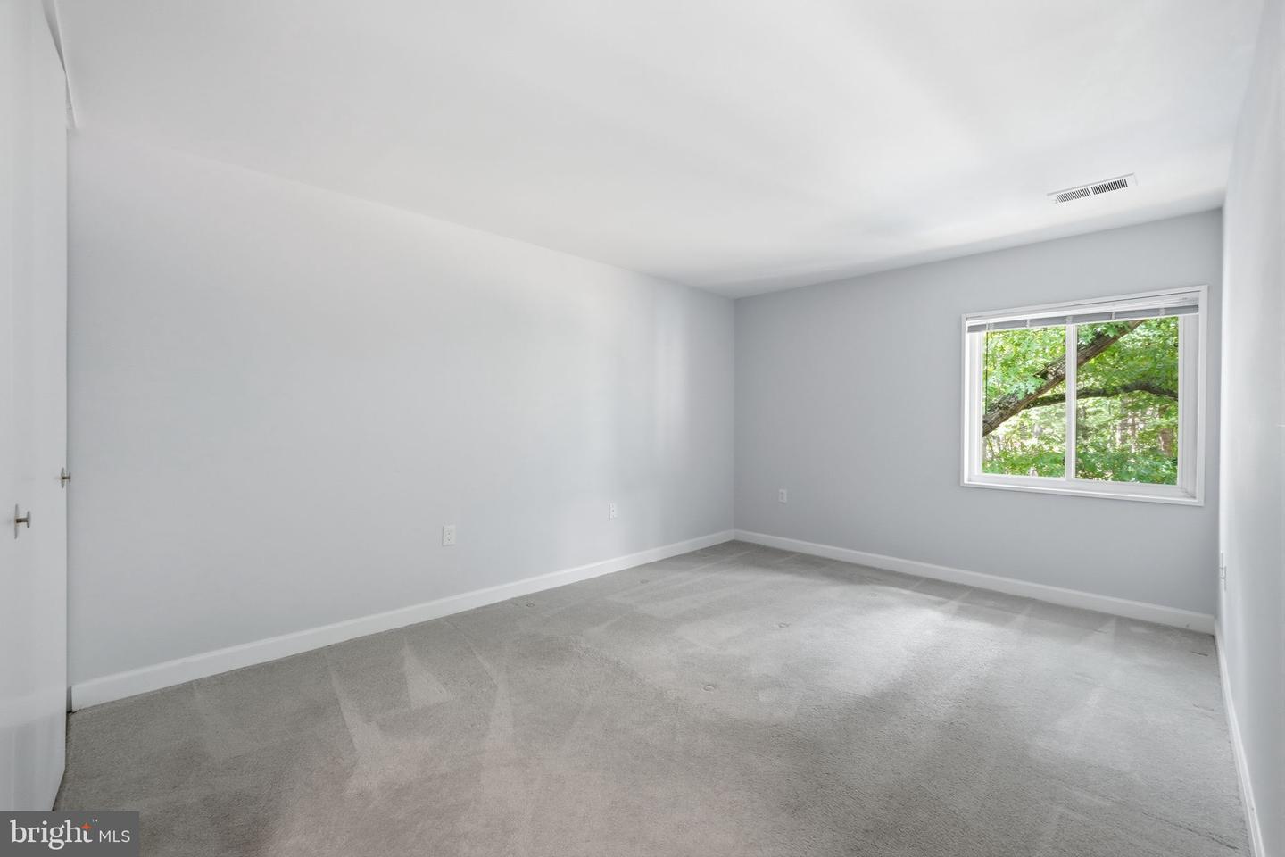 1558 Northgate Sq #32b Property Photo 20