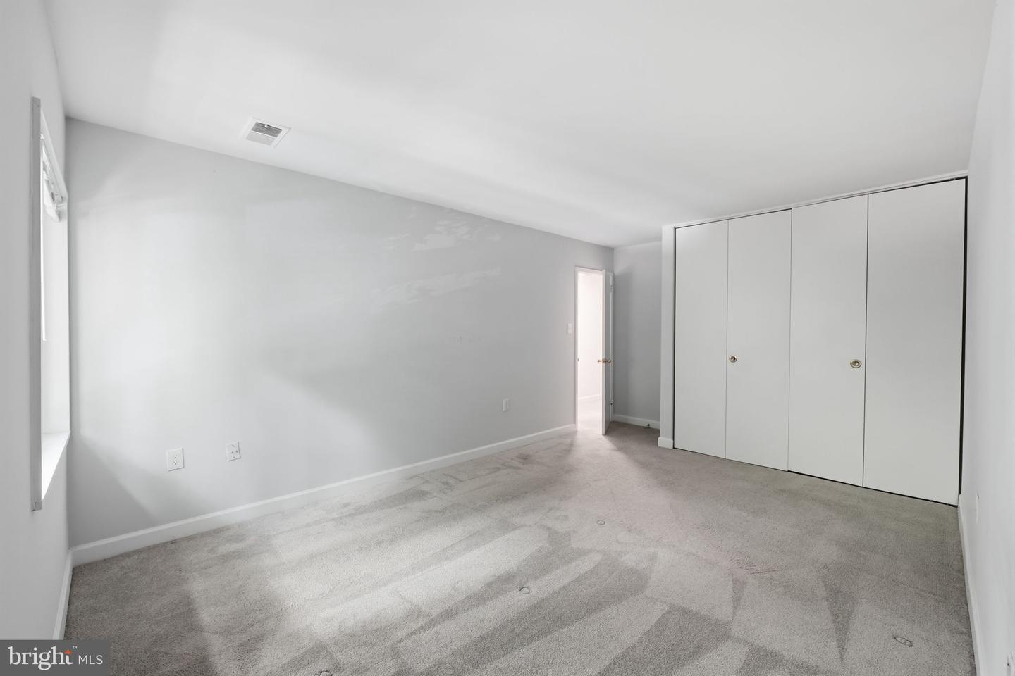 1558 Northgate Sq #32b Property Photo 21