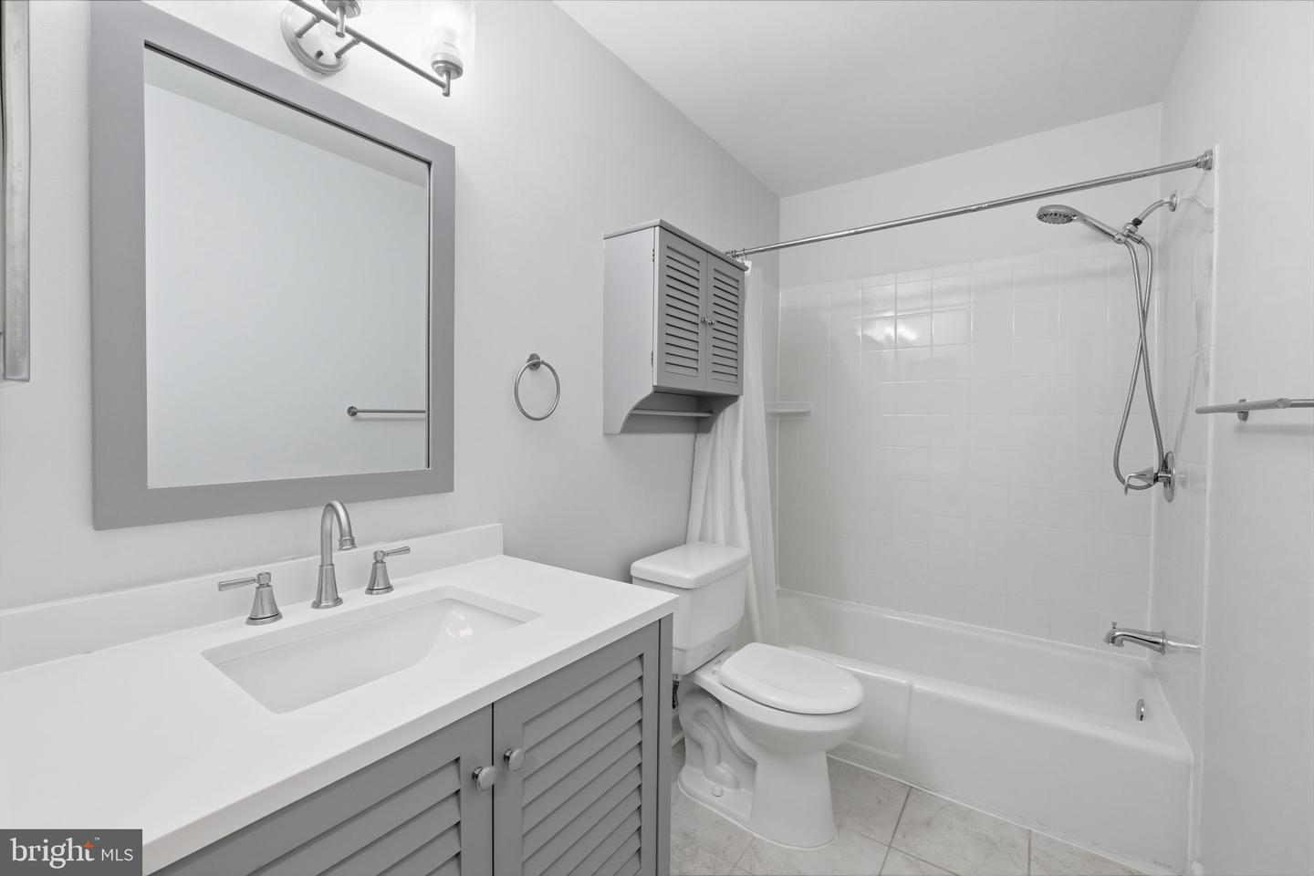 1558 Northgate Sq #32b Property Photo 22