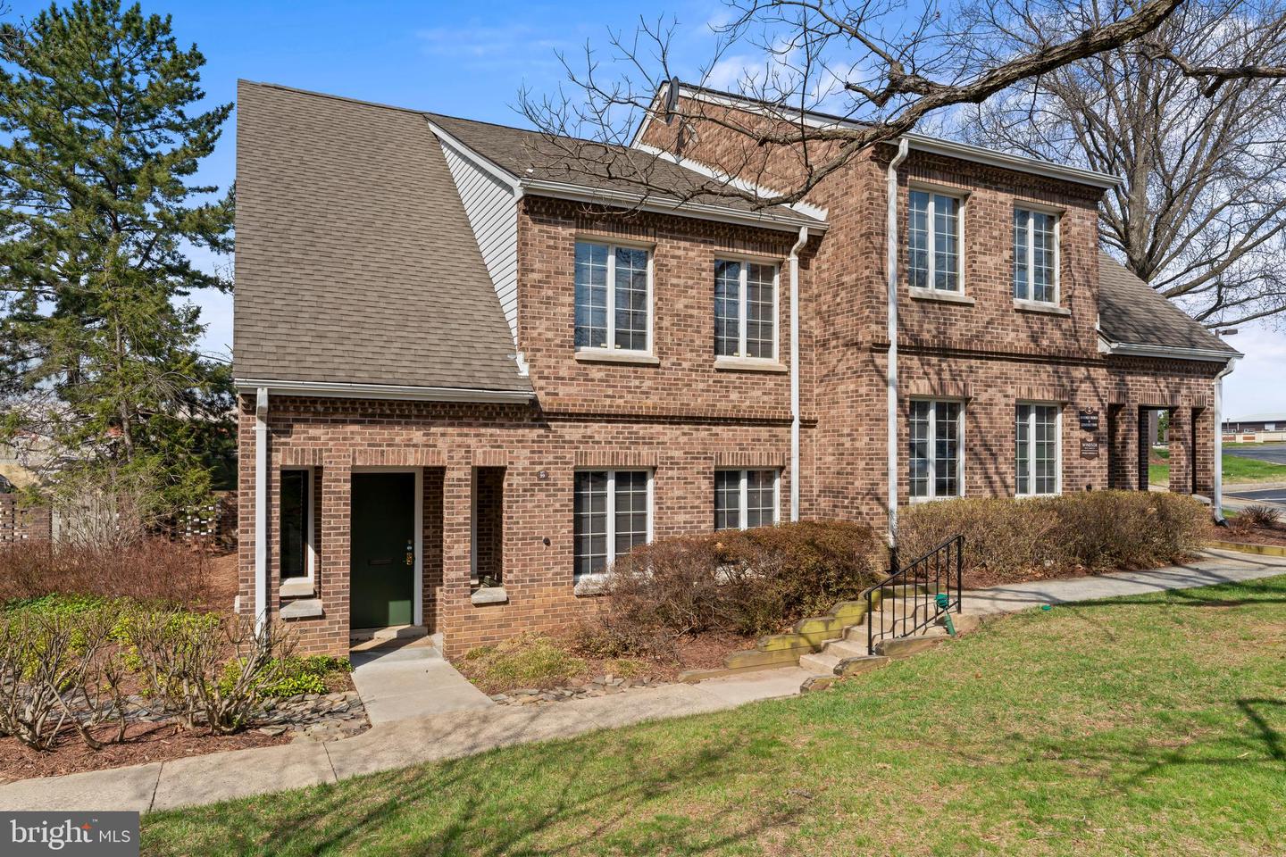 11739 BOWMAN GREEN DR #SUITE 100 Property Photo 1