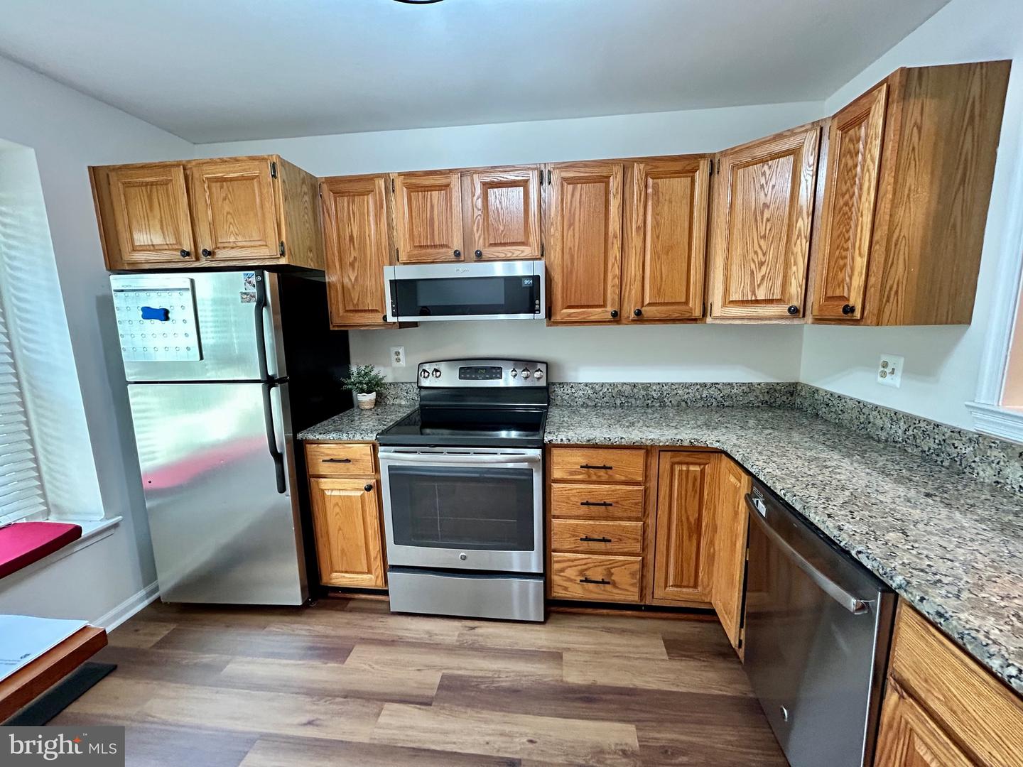 7932 Pebble Brook Ct Property Photo 3