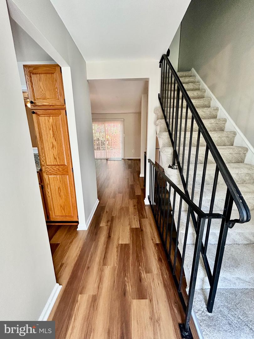 7932 Pebble Brook Ct Property Photo 6