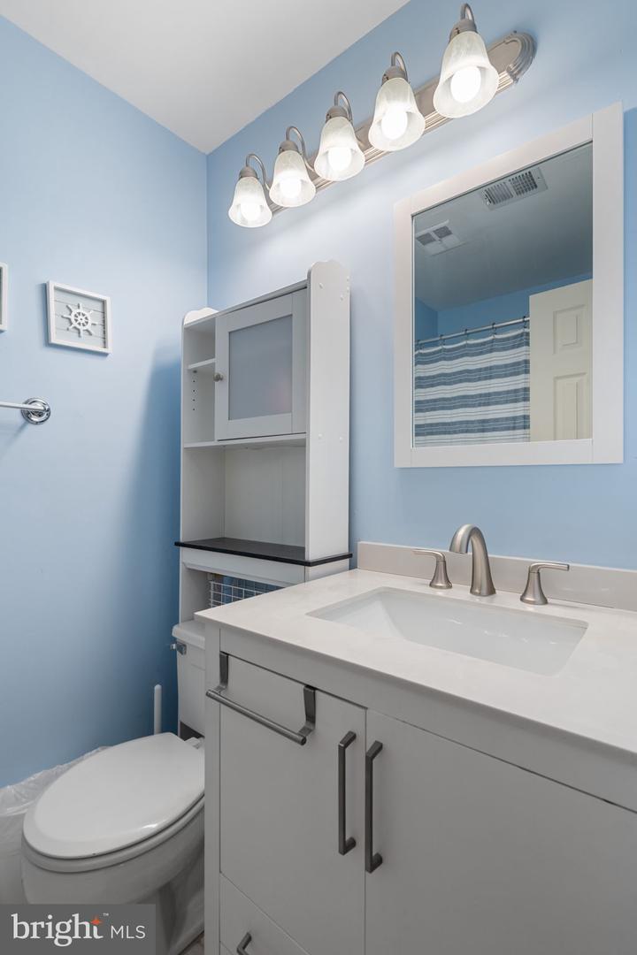 7932 Pebble Brook Ct Property Photo 20