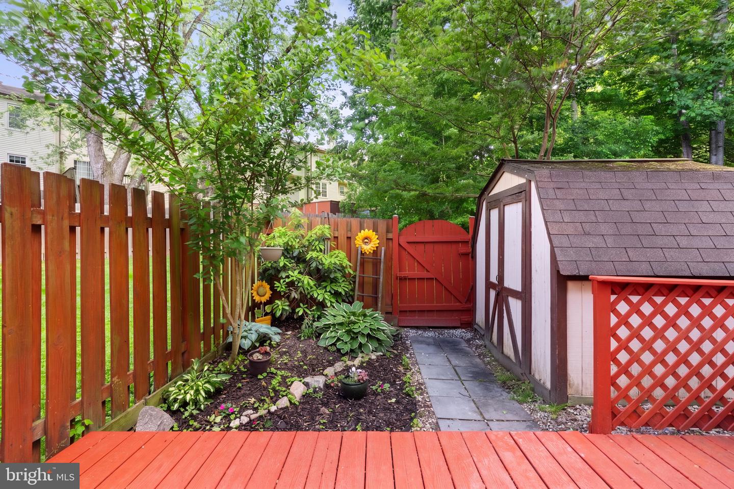 7932 Pebble Brook Ct Property Photo 28