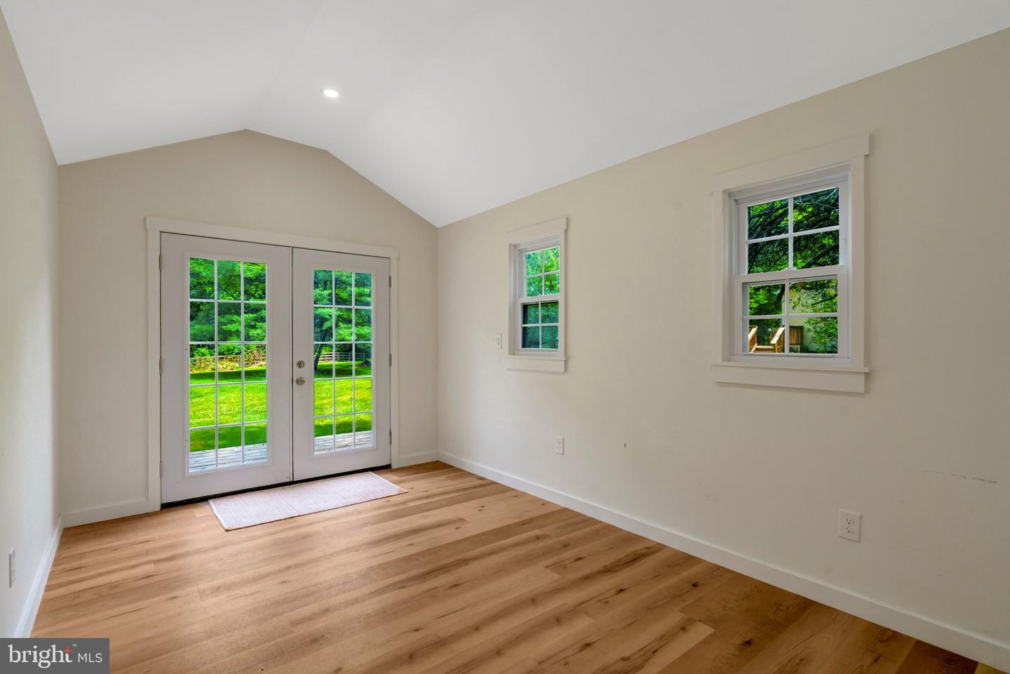 11520 Popes Head Rd Property Photo 34