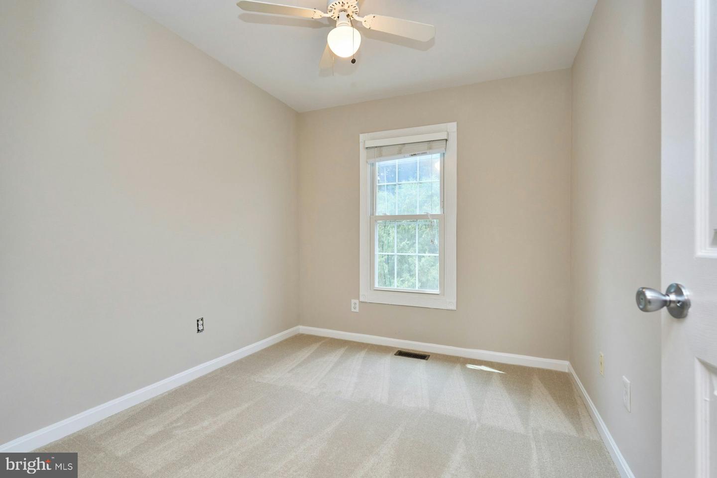 1453 Bluemont Ct Property Photo 22