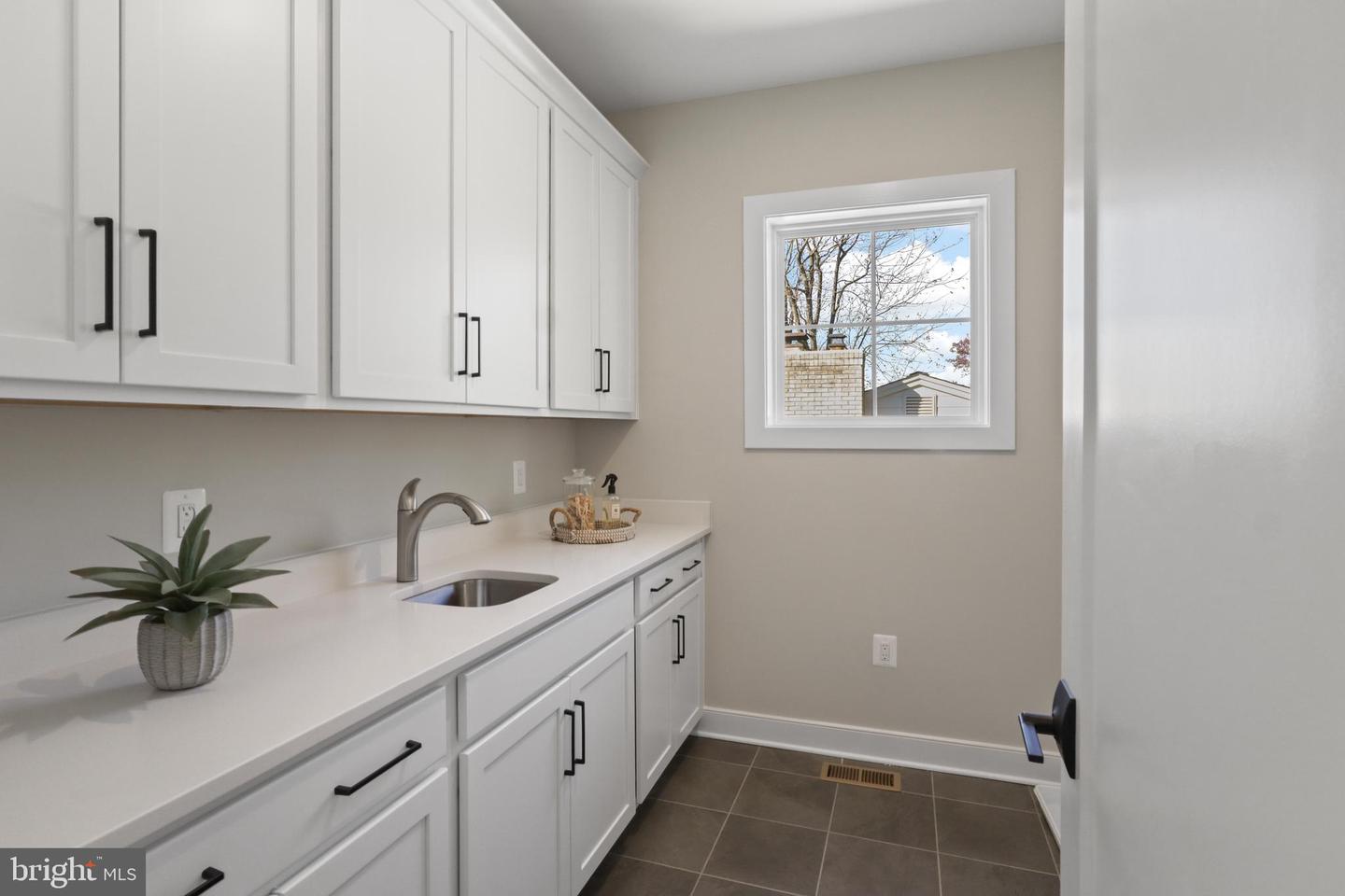 1103 Desale St Sw Property Photo 32