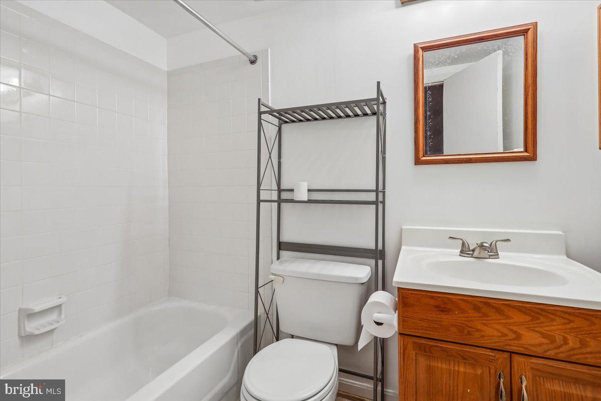 13159 Ladybank Ln Property Photo 45