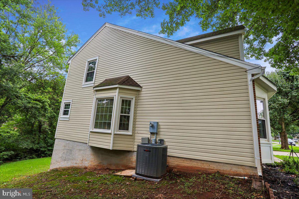 13159 Ladybank Ln Property Photo 53