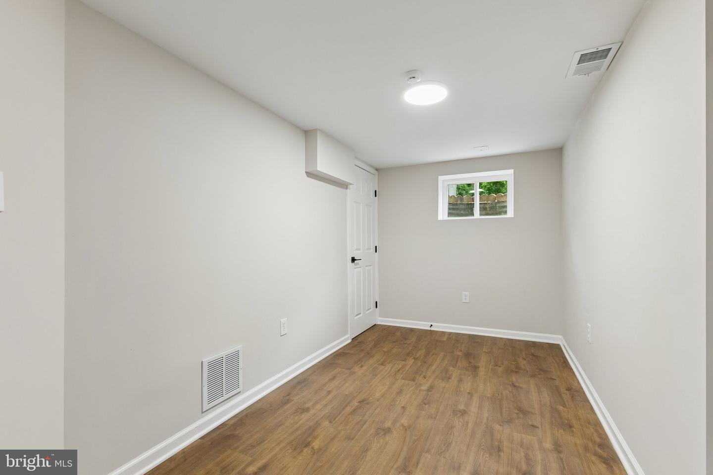 7505 Cullum St Property Photo 33