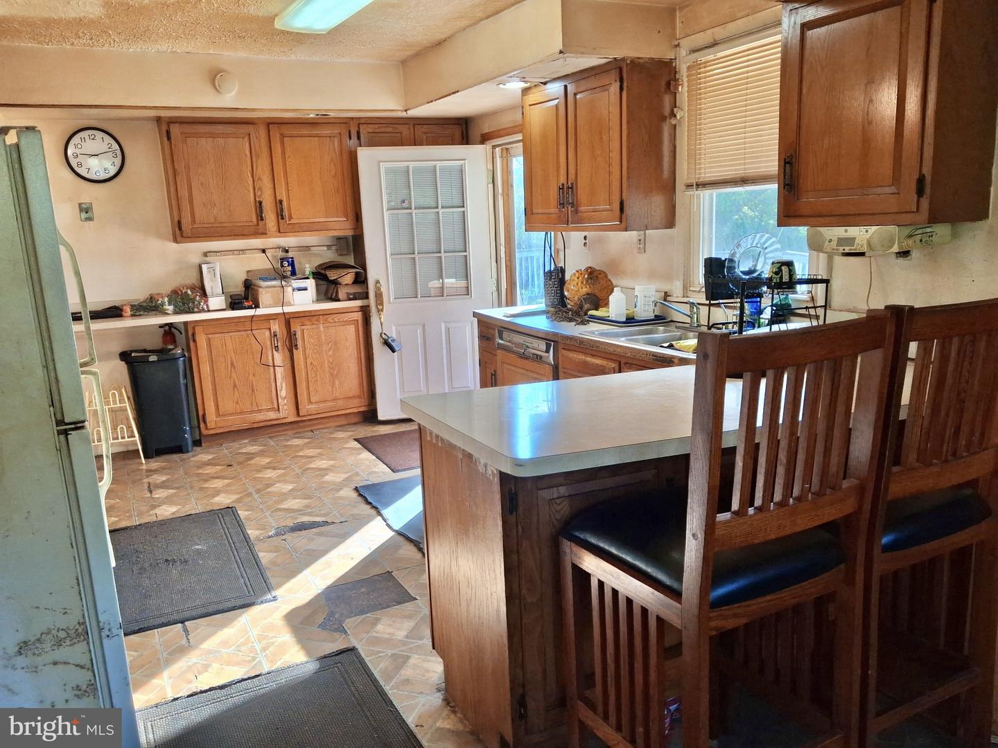 12115 Braddock Property Photo 3