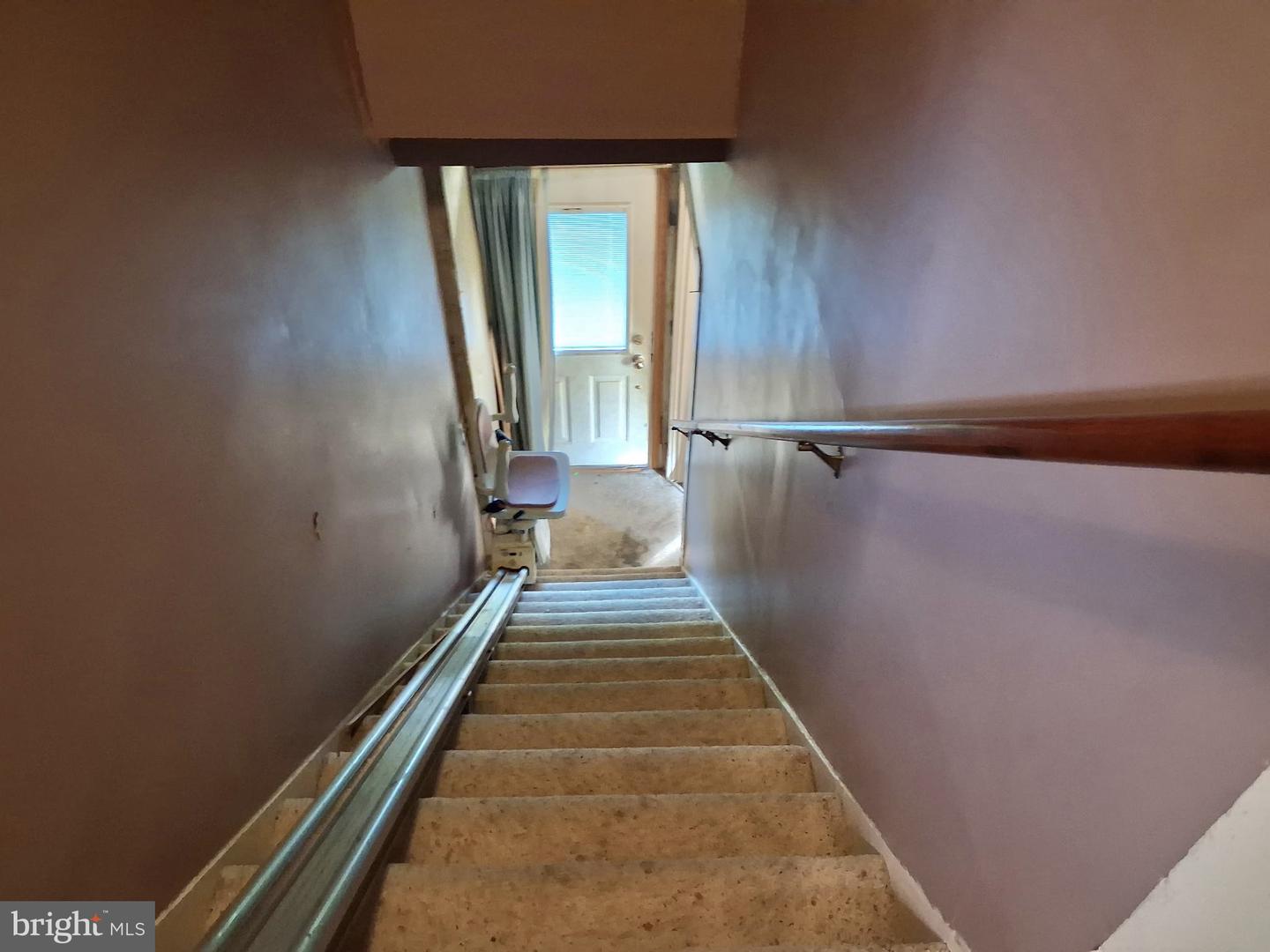 12115 Braddock Property Photo 6