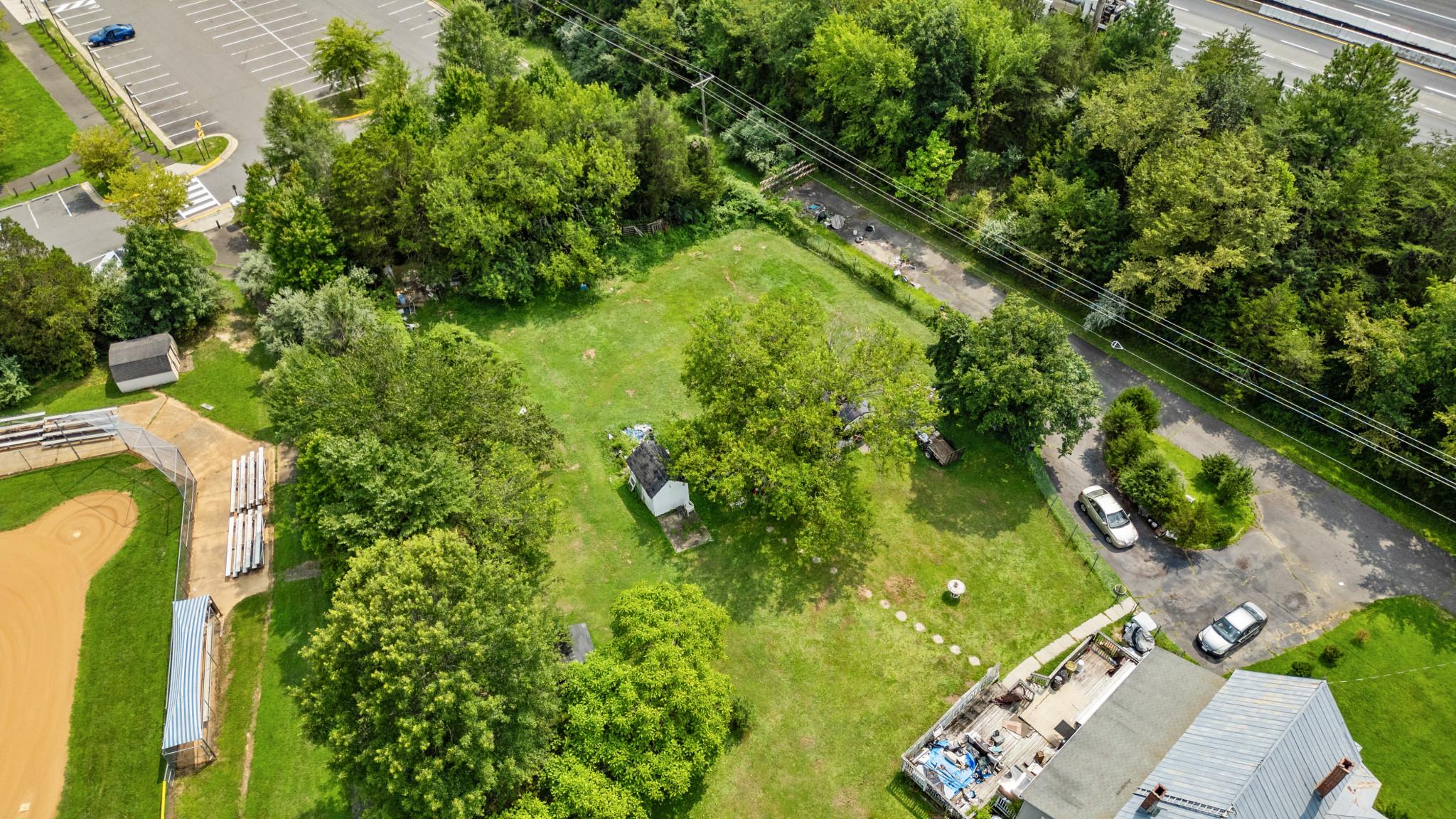 12115 Braddock Property Photo 10