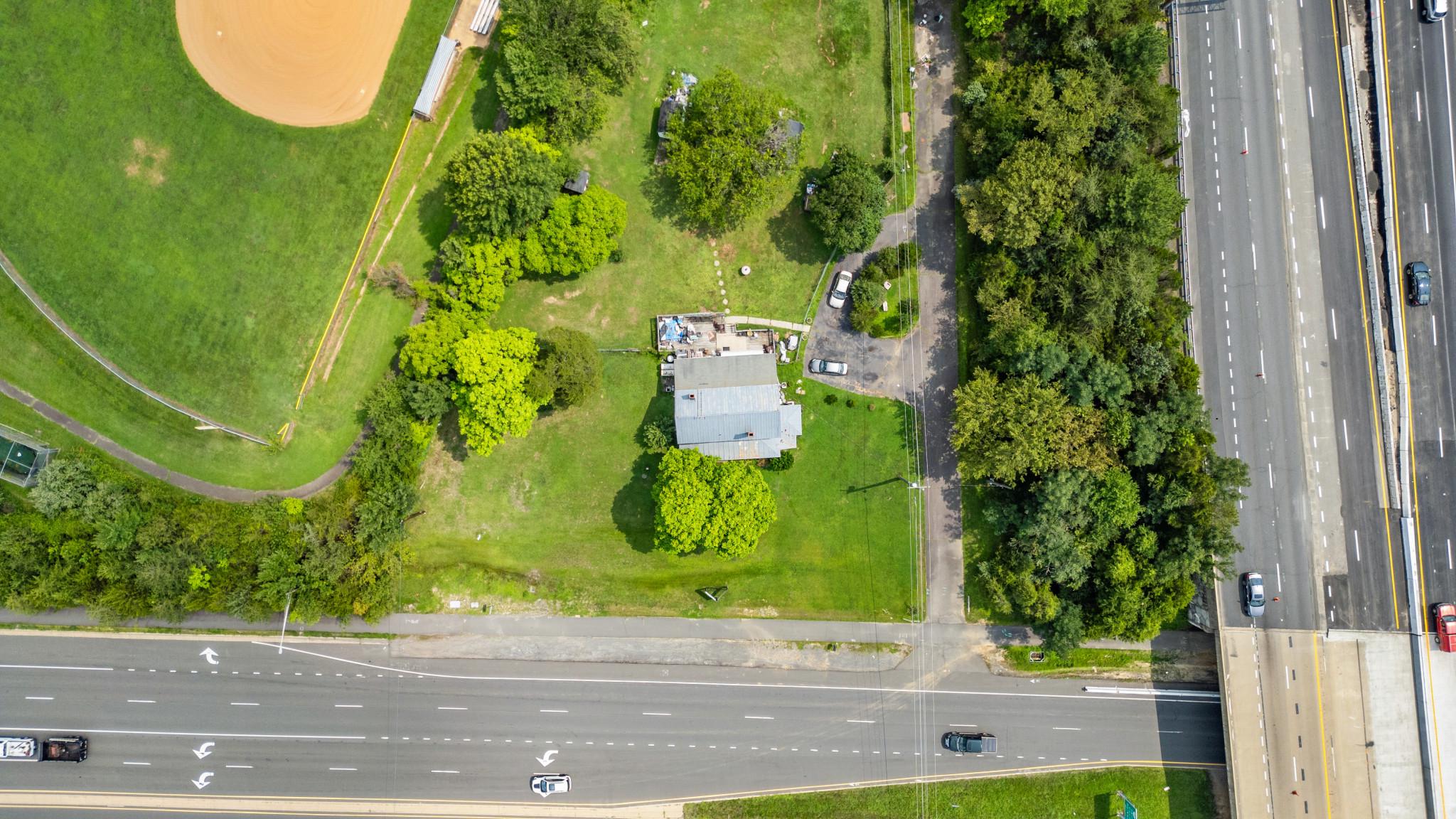12115 Braddock Property Photo 15
