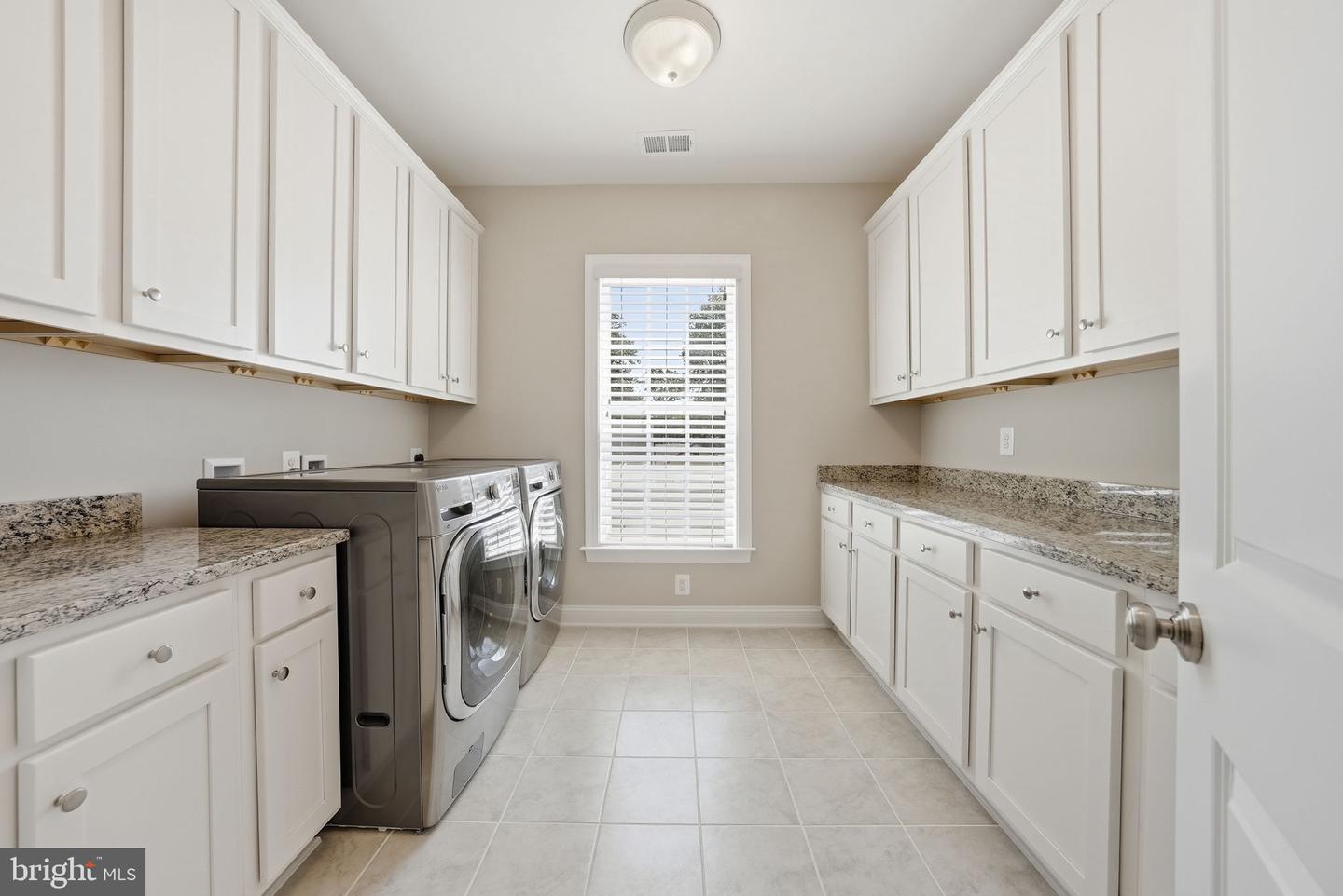 10718 Spruce St Property Photo 47