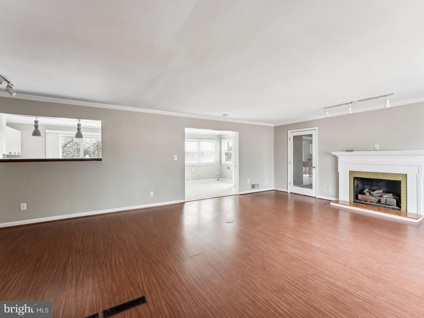 3503 Maple Ct Property Photo 6