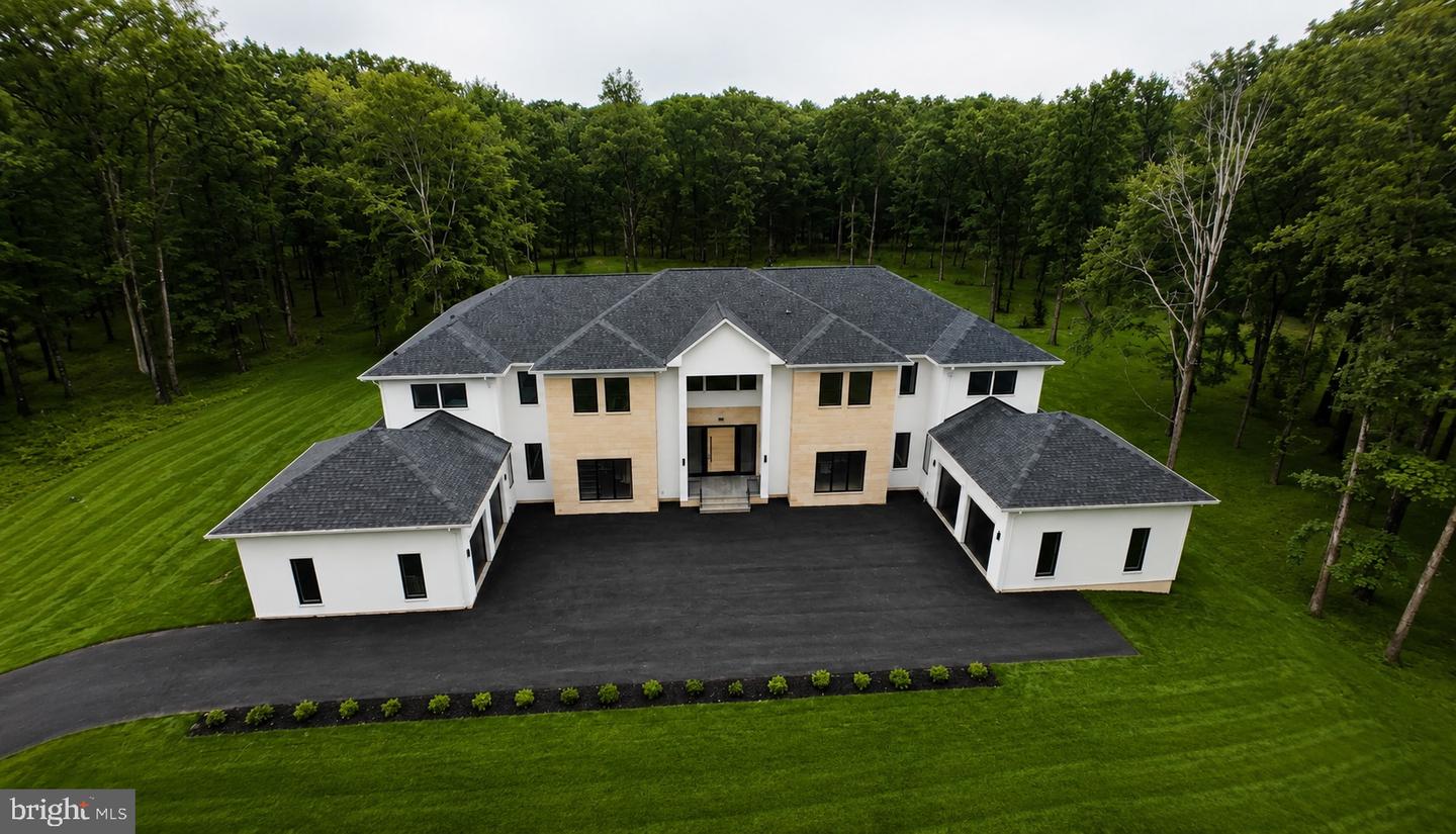 5947 DOYLE RD