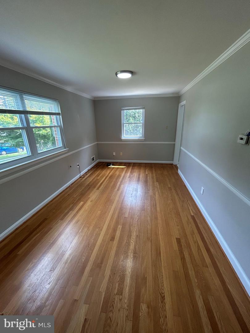 1828 Youngblood St Property Photo 2