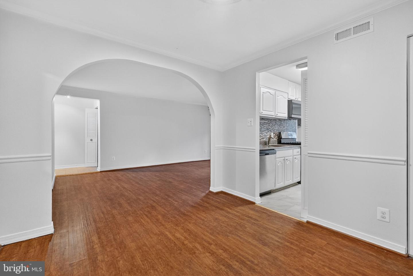 3330 Woodburn Village Dr #33 Property Photo 11