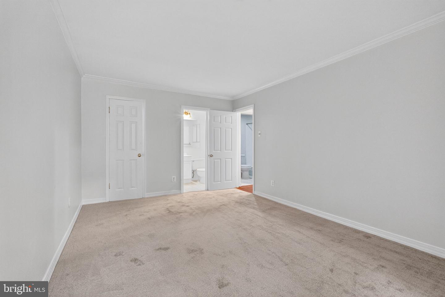 3330 Woodburn Village Dr #33 Property Photo 26