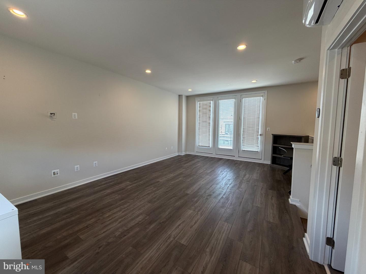 4653 Charger Pl Property Photo 38
