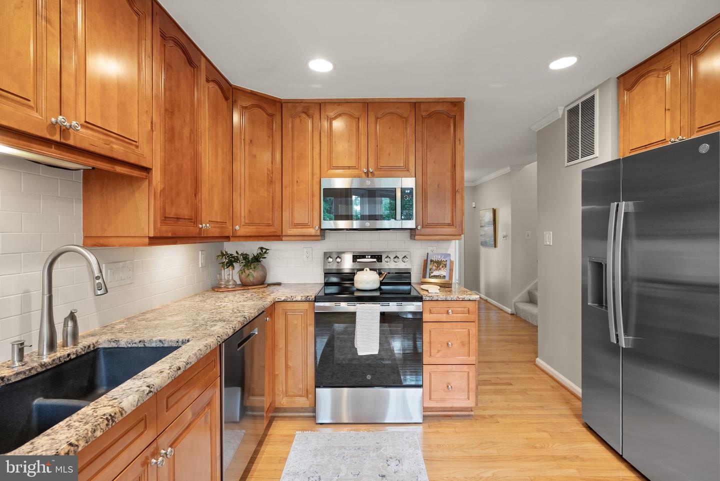 8906 Tailcoat Ct Property Photo 21