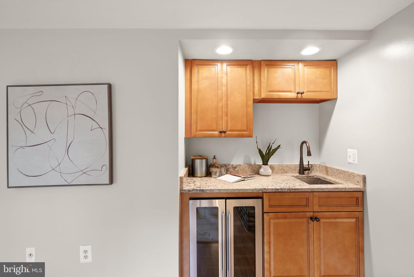 8906 Tailcoat Ct Property Photo 31