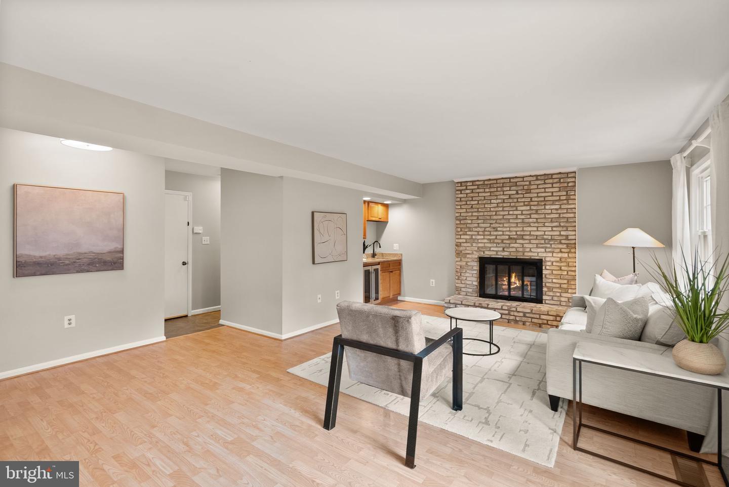 8906 Tailcoat Ct Property Photo 32