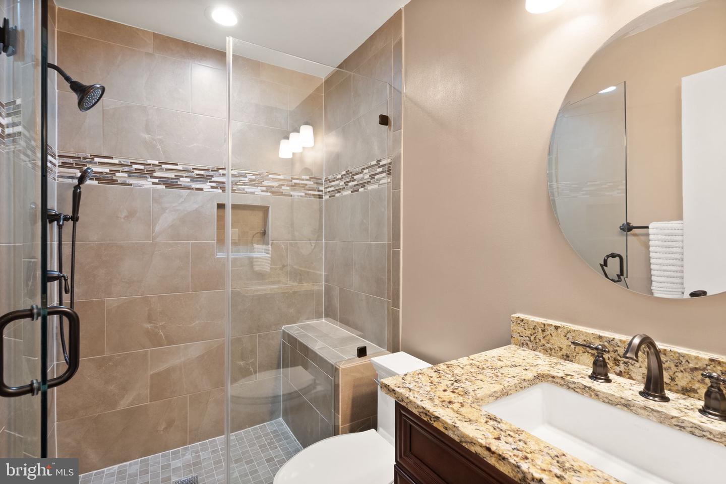 8906 Tailcoat Ct Property Photo 44