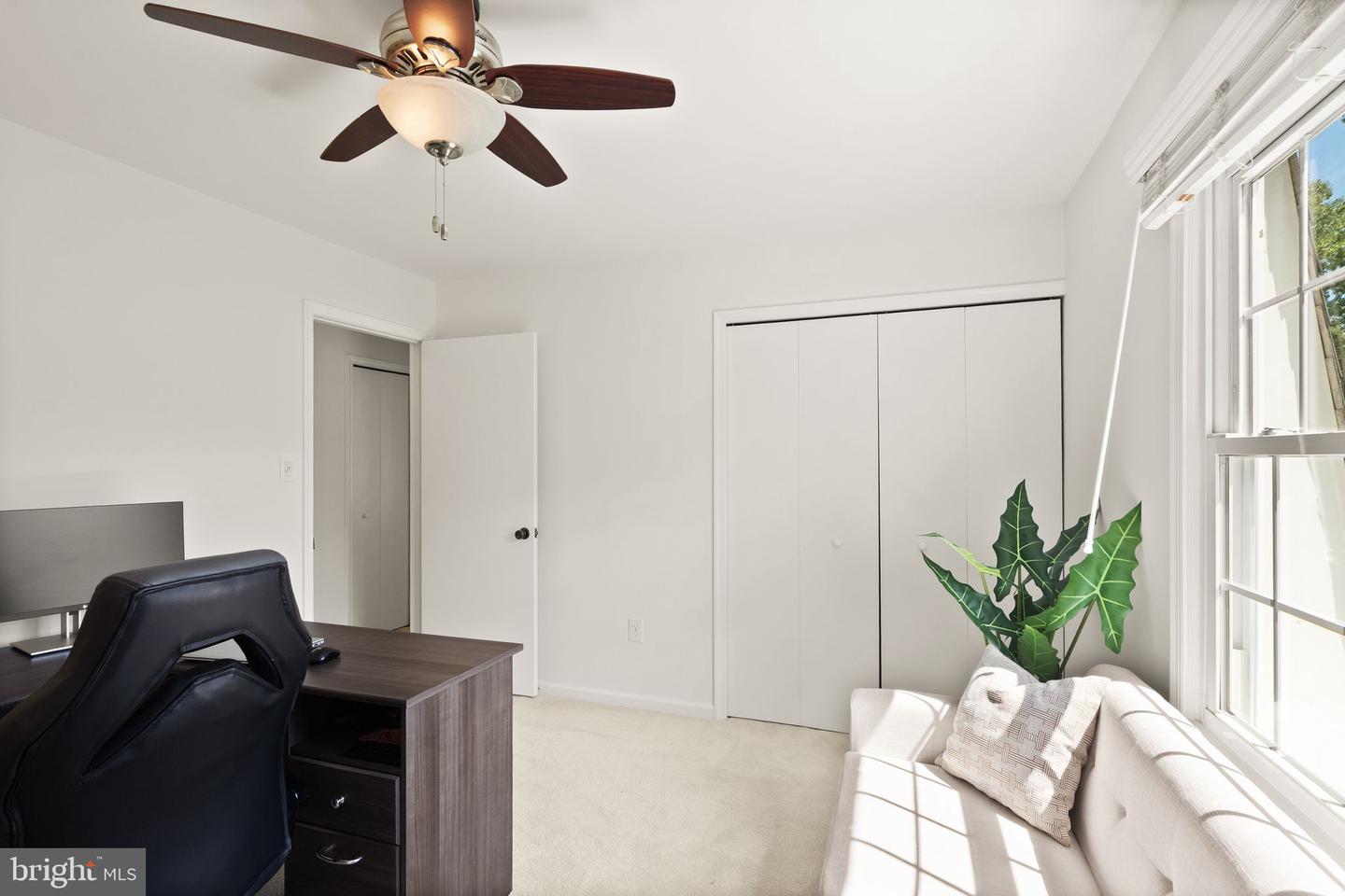 8906 Tailcoat Ct Property Photo 48