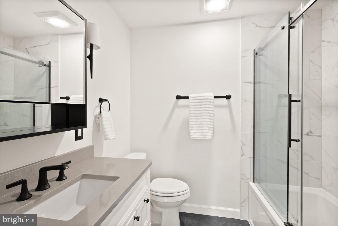 8906 Tailcoat Ct Property Photo 54
