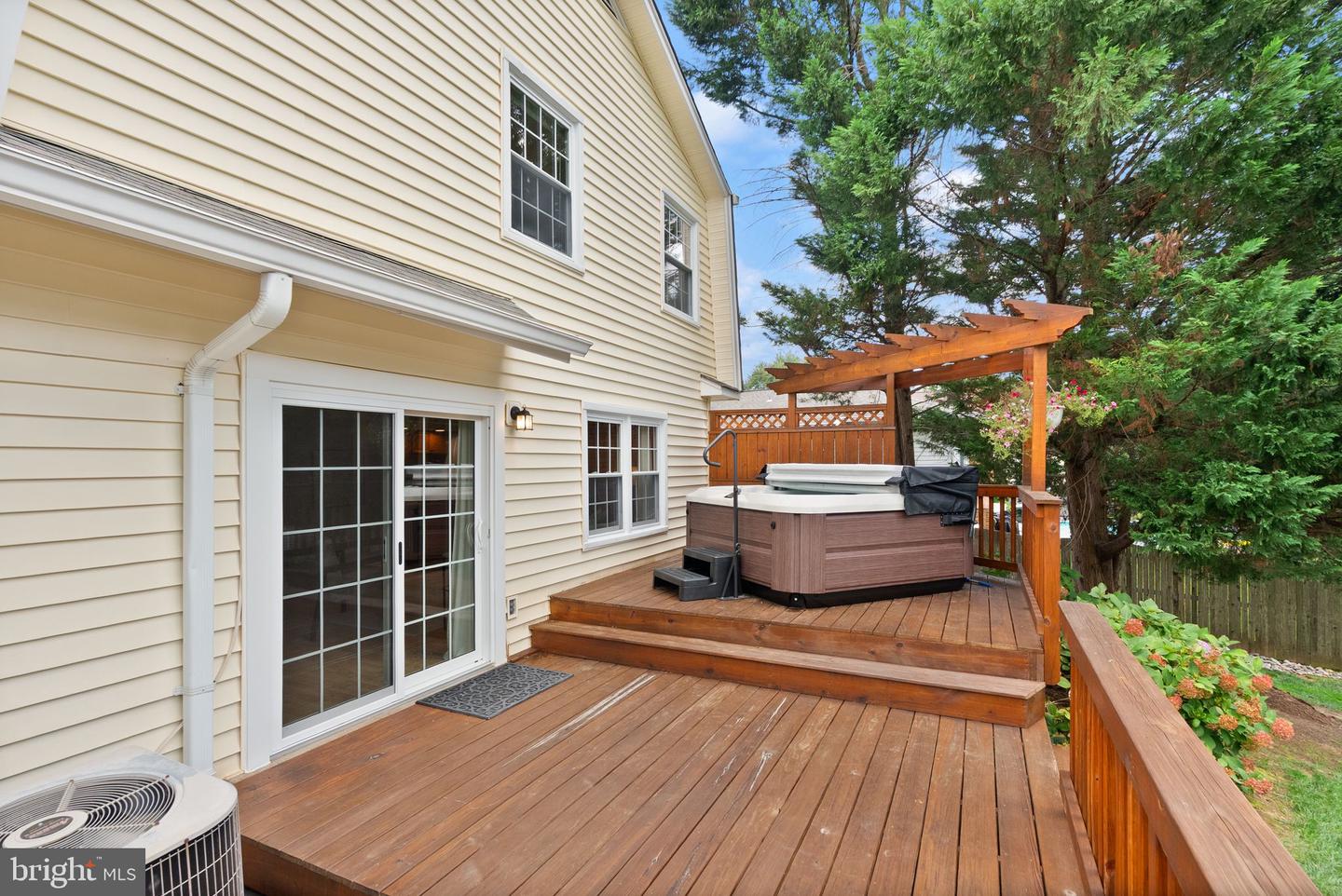 8906 Tailcoat Ct Property Photo 64