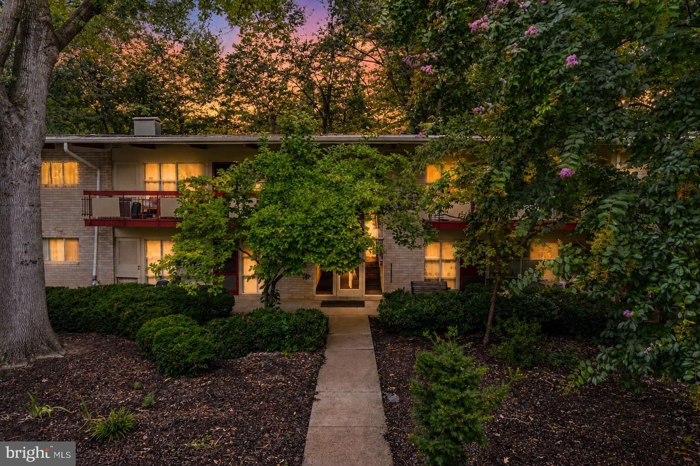 4335 Americana Dr #203 Property Photo 22