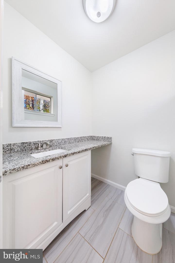 6800 Quebec Ct Property Photo 7