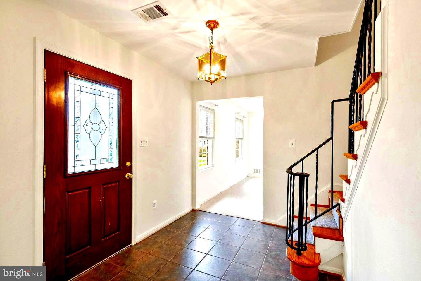7109 Davis Ct Property Photo 6