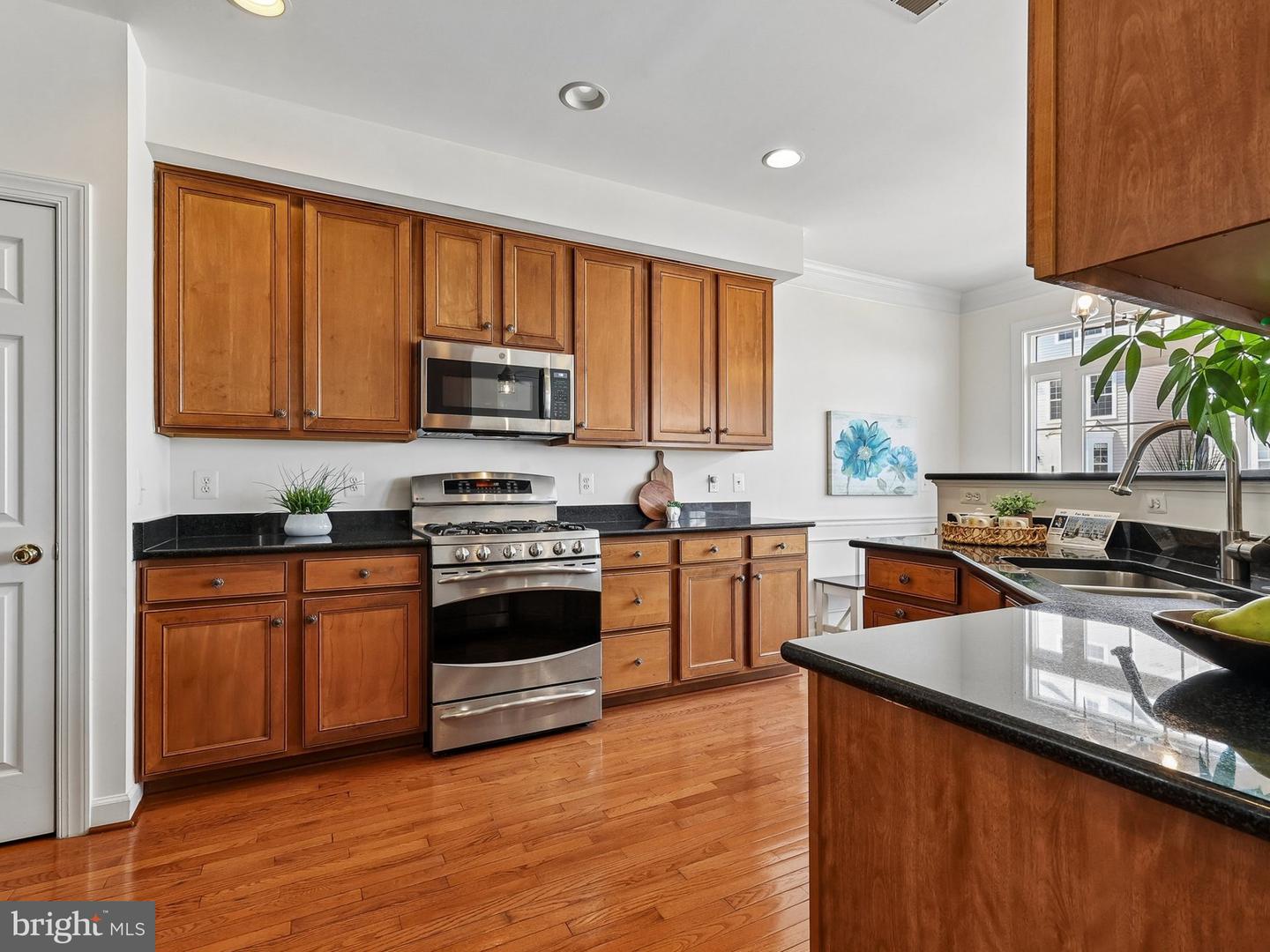 2507 Einstein St #223 Property Photo 7