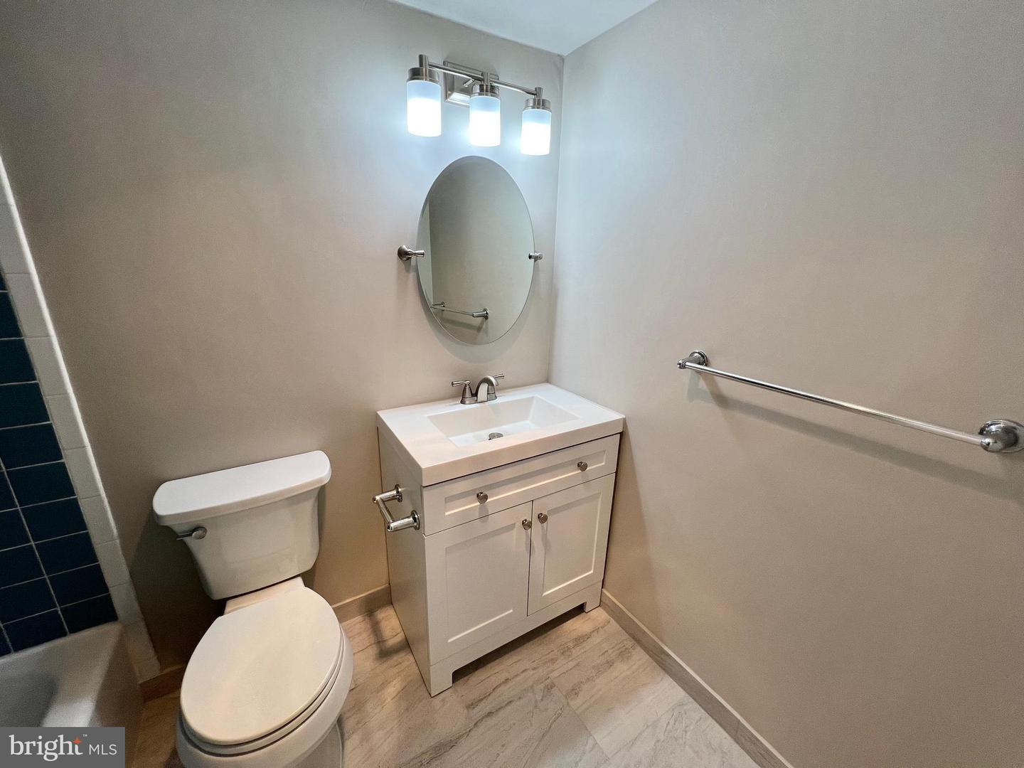 6141 Leesburg Pike #404 Property Photo 20