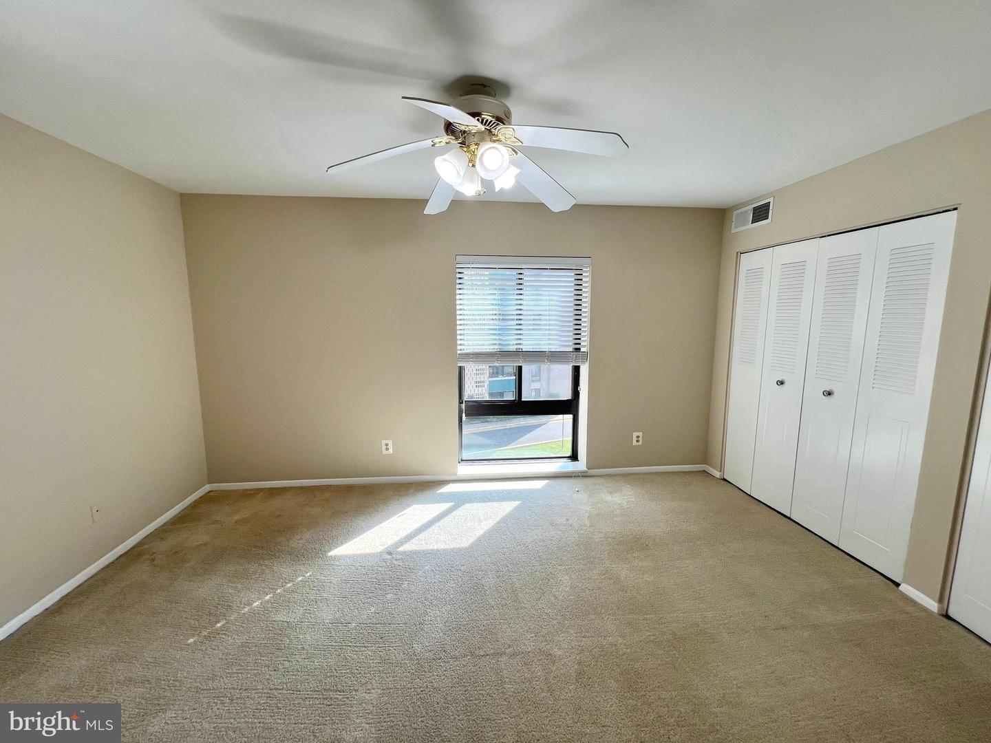 6141 Leesburg Pike #404 Property Photo 26