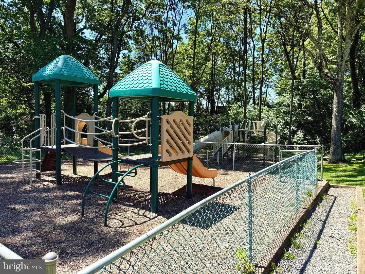 6141 Leesburg Pike #404 Property Photo 40
